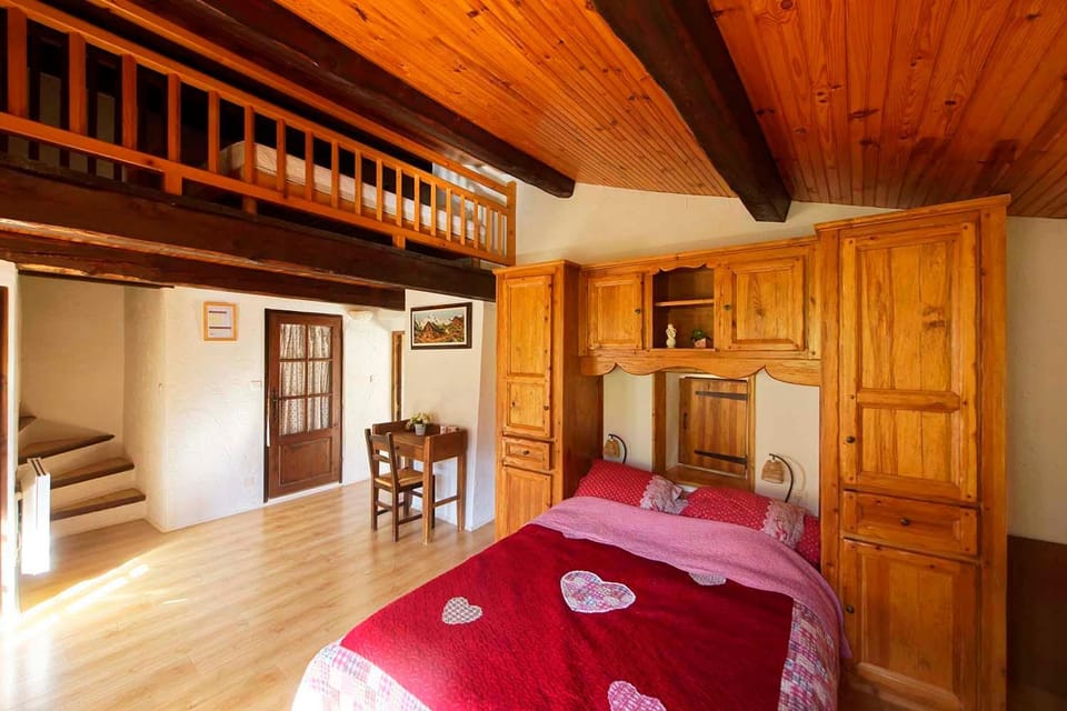 Chambres d'hotes - La Maison de Julie Bed and Breakfast in Provence-Alpes-Côte d'Azur
