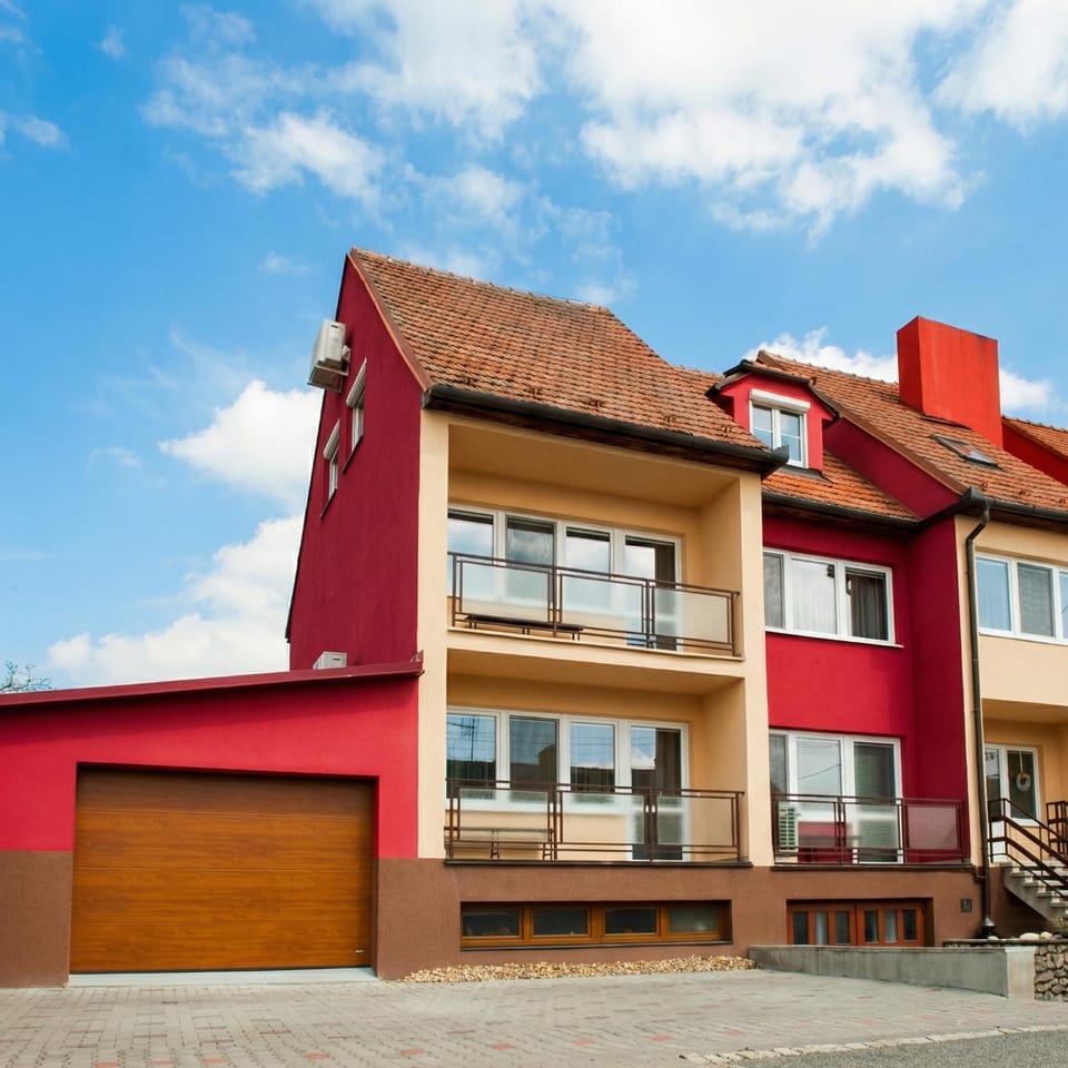 Property building, Day