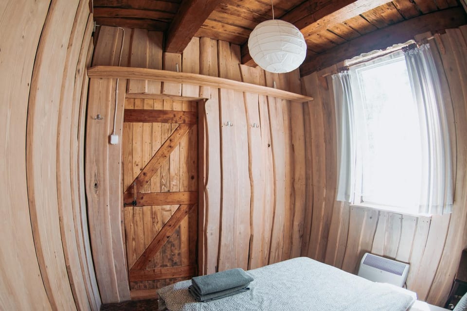 Sunny Nights Homestead Rustic House Hostel in Lithuania