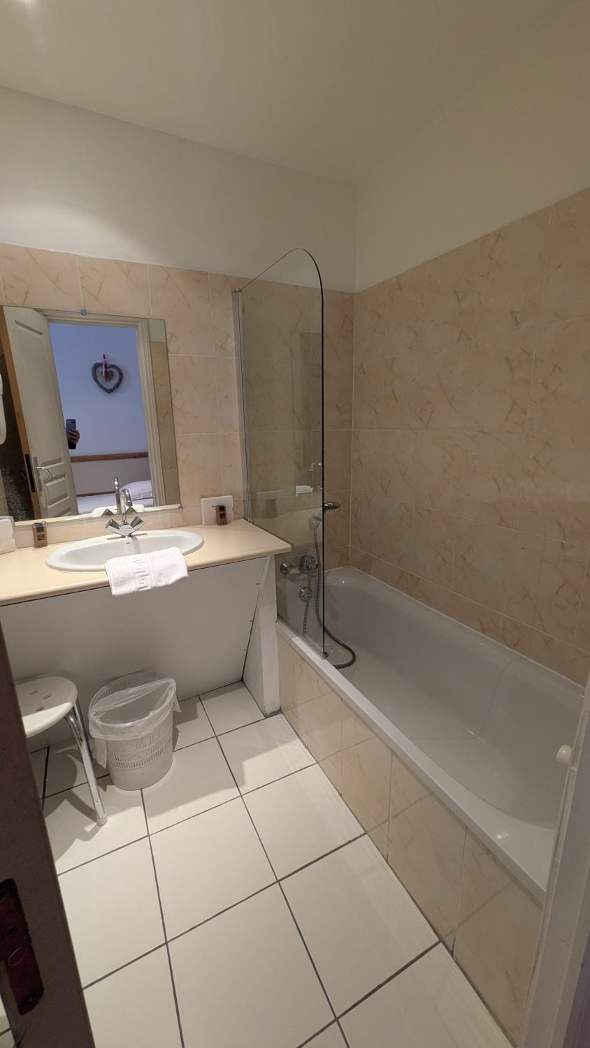 Bathroom, Bath