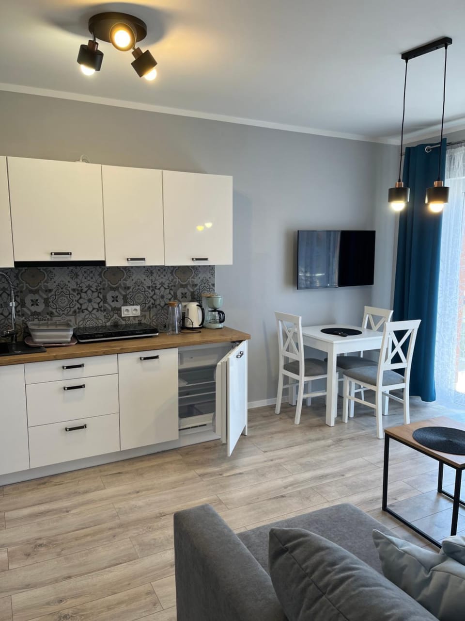 Kitchen or kitchenette, Dining area, pet friendly