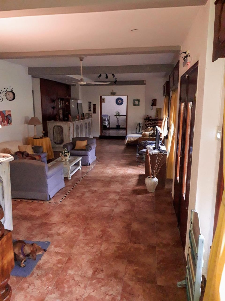 Living room, Seating area
