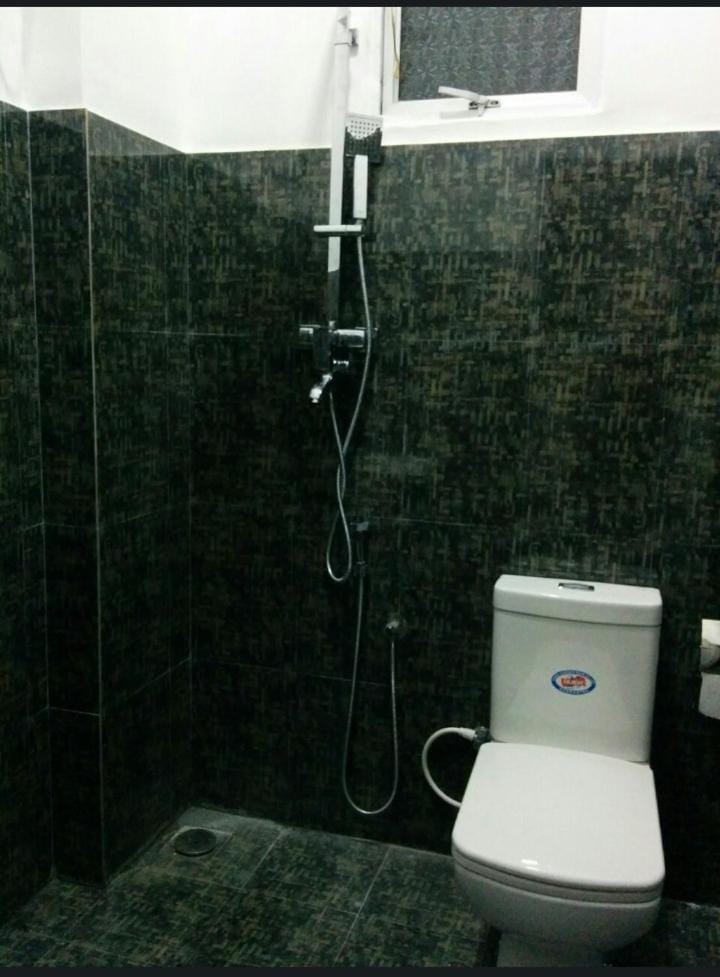 Toilet, Bathroom