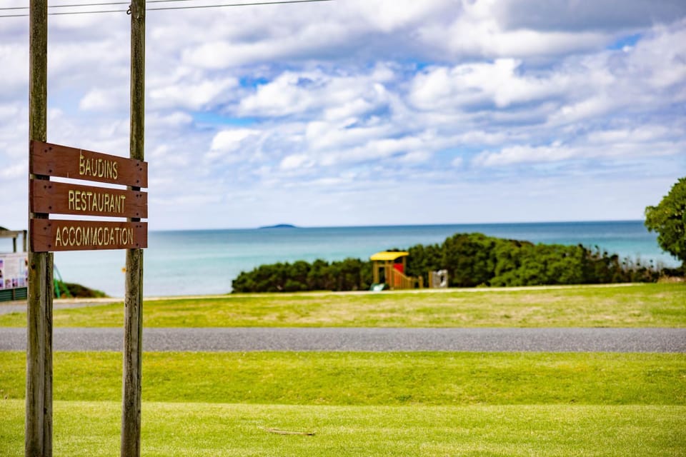 Baudins Accommodation Motel in Tasmania