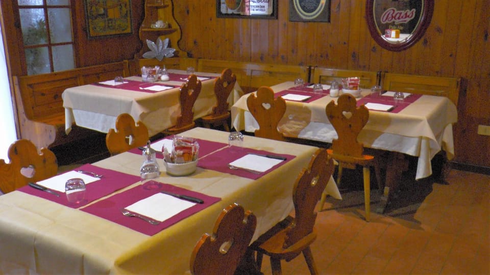 Restaurant/places to eat