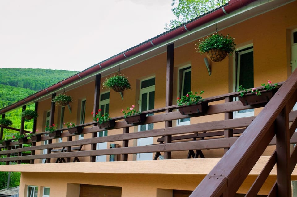 Property building, Balcony/Terrace