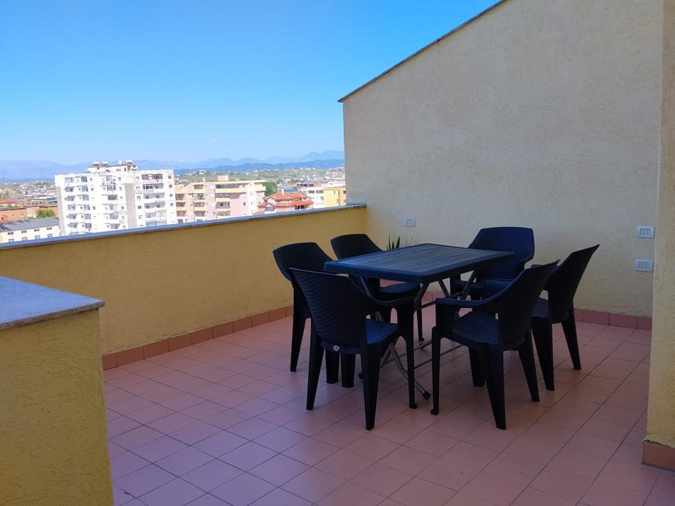 Patio, Balcony/Terrace, Dining area
