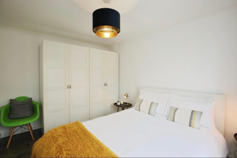 Bed, Bedroom, wardrobe