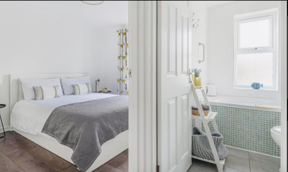 Bathroom, Bedroom