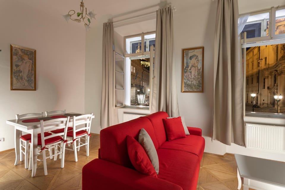 Nearby landmark, Living room, Seating area, Dining area