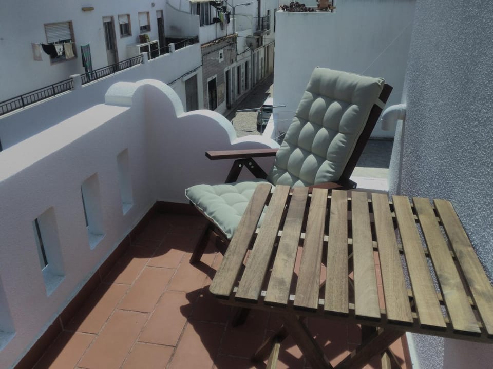 Casa Barrela I House in Tavira