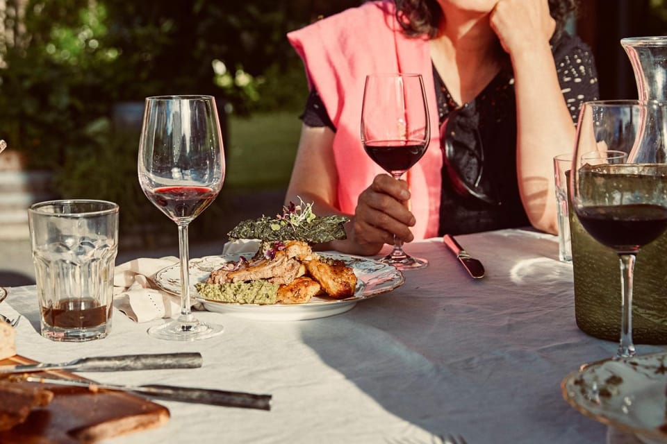 Restaurant/places to eat, Food and drinks, Food, Lunch, Dinner, Alcoholic drinks