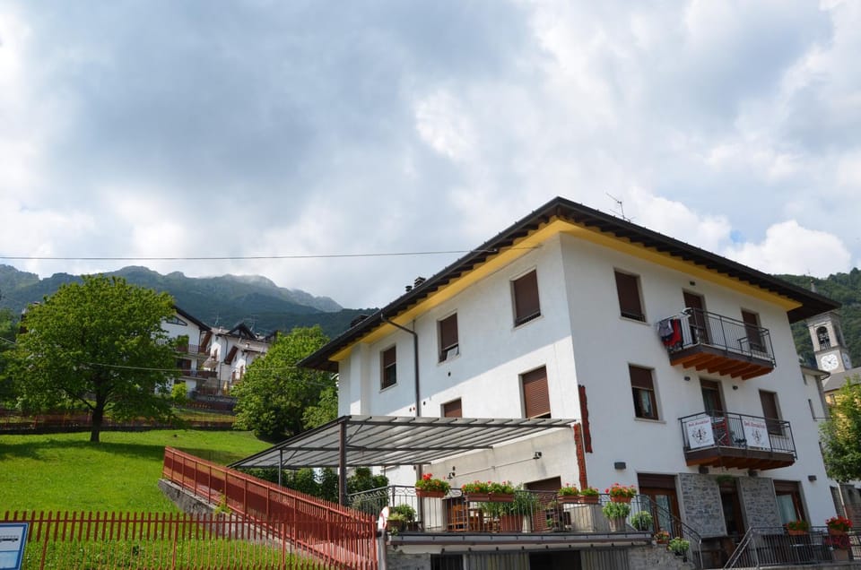 Facade/entrance, Landmark view, Mountain view