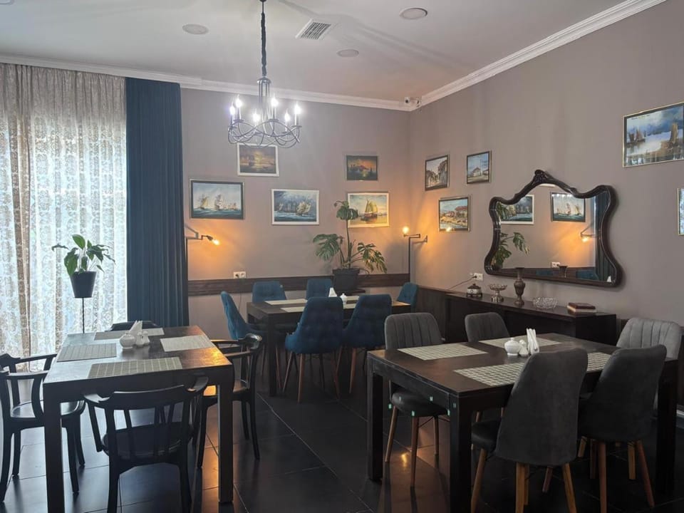 Restaurant/places to eat, Breakfast