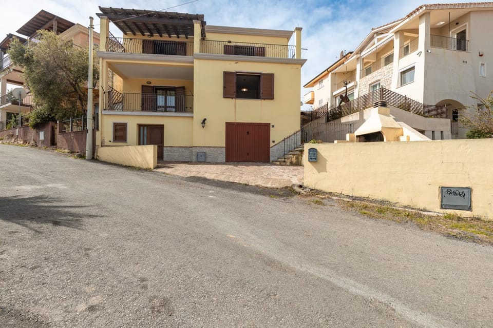 Casa sa Montera B - Terrazza Vista Mare Apartment in Santa Maria Navarrese