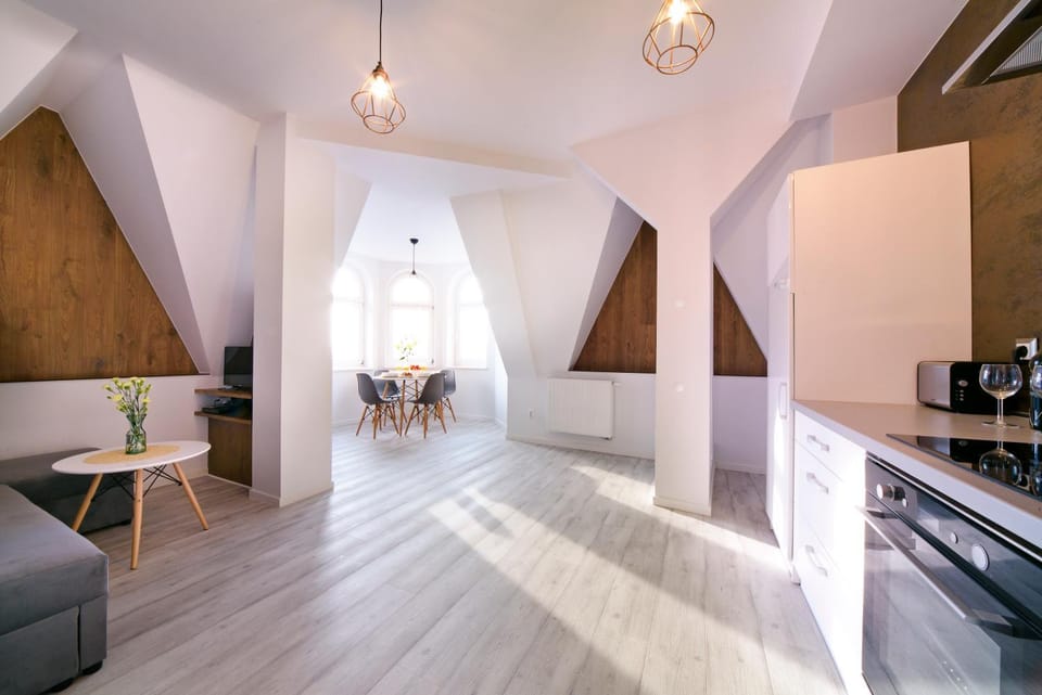 Kitchen or kitchenette, Living room