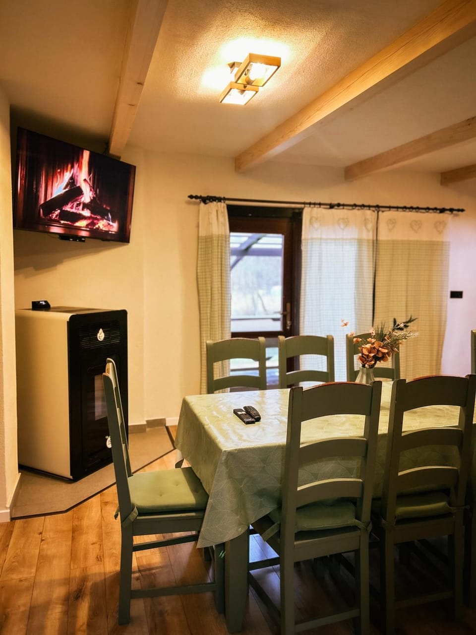 TV and multimedia, Living room
