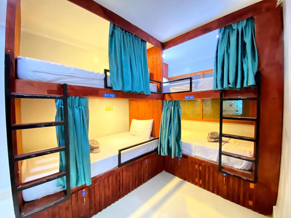 The Blue Guest House Bed and Breakfast in Krong Battambang