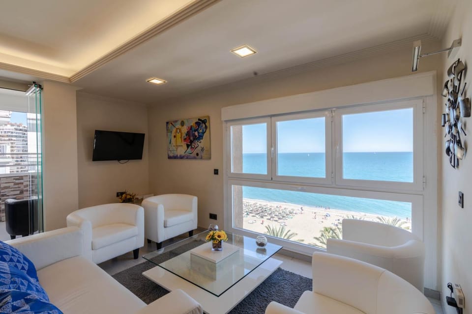 Royal Executive Suite Apartment in Malaga