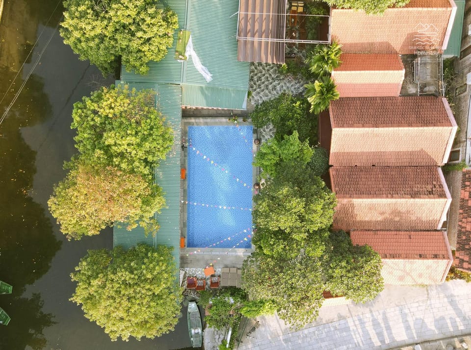 Property building, Day, Bird's eye view, Garden, Garden view, Pool view, Swimming pool