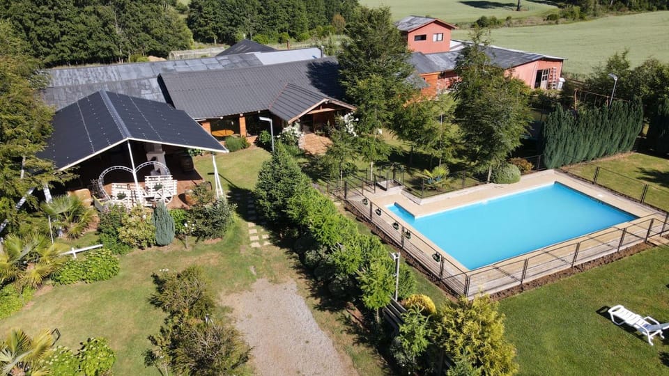 Bird's eye view, Pool view
