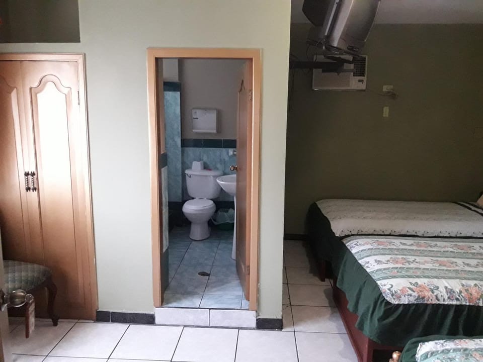 Hotel Ecologico Riverside Hotel in Manabí Province
