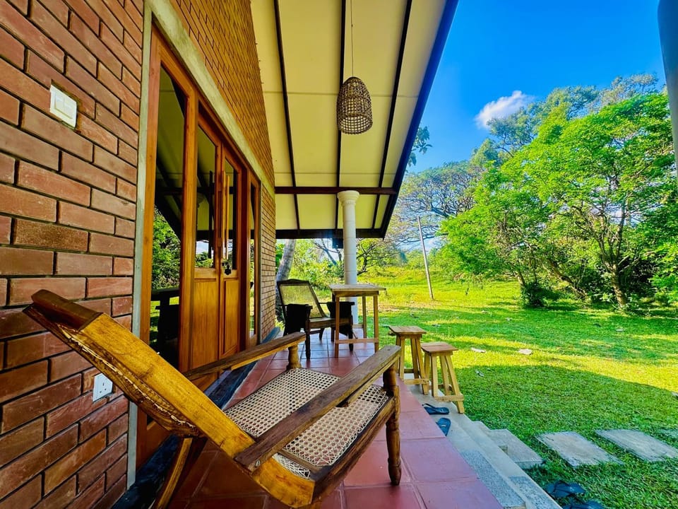 Sigiriya Lahiru Homestay Vacation rental in Dambulla