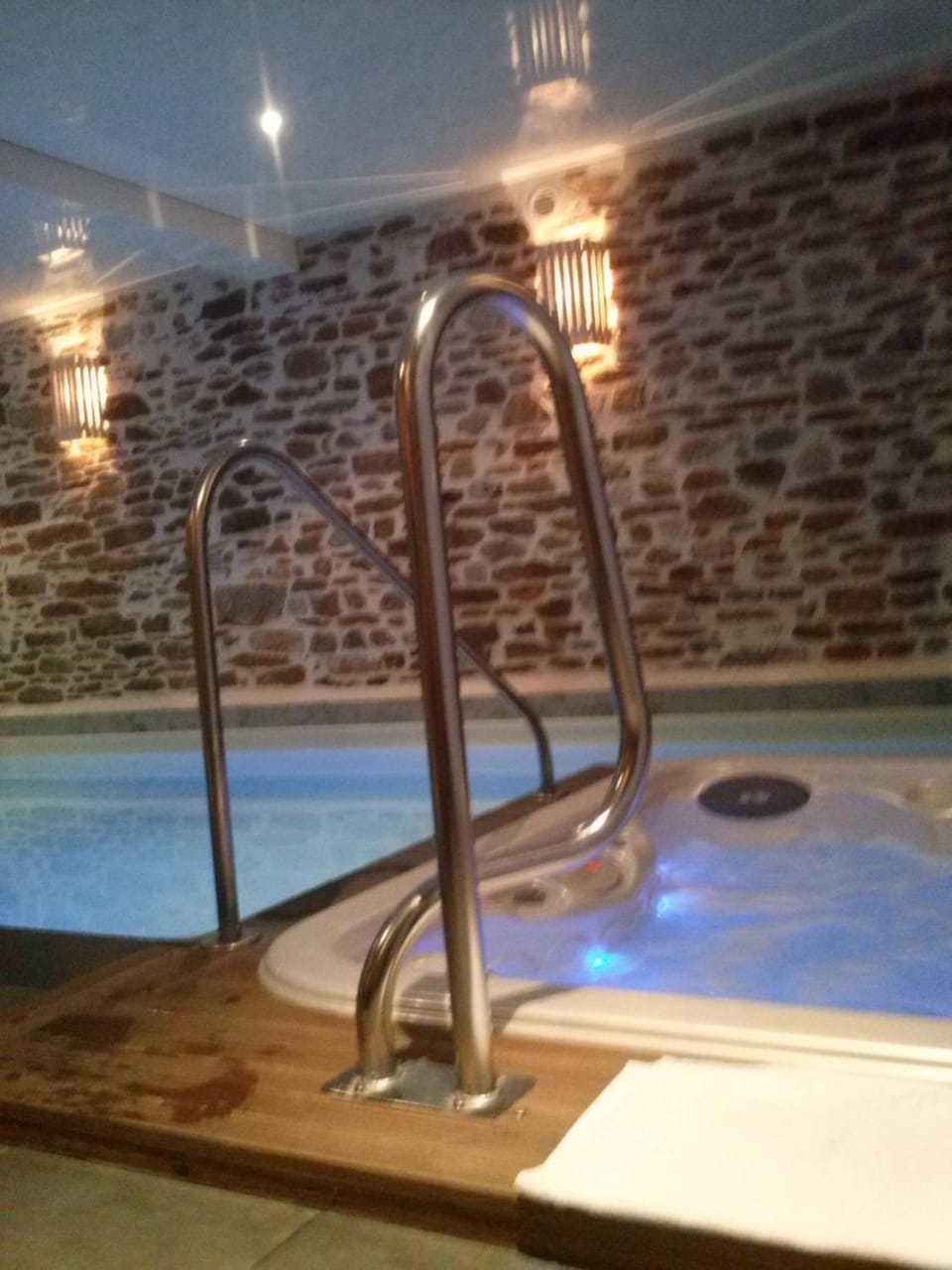 Hot Tub, Spa and wellness centre/facilities, Swimming pool