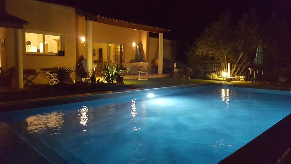 Night, Swimming pool