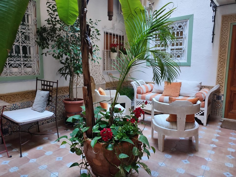 Patio, Internal: Not applicable to any particular room