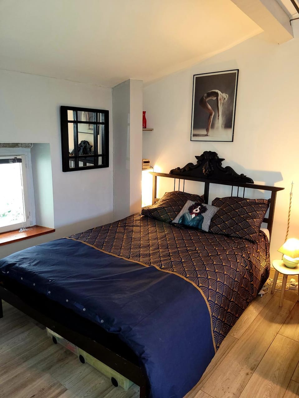 Photo of the whole room