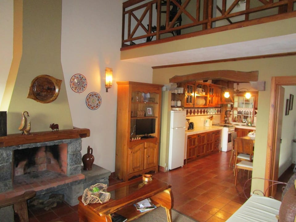 Communal lounge/ TV room, Communal kitchen