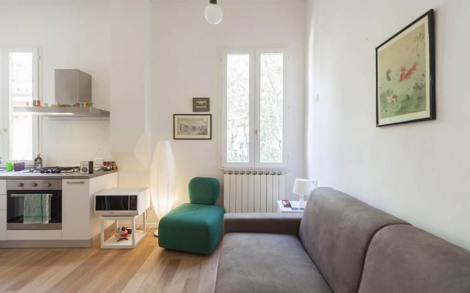 Communal lounge/ TV room, Living room