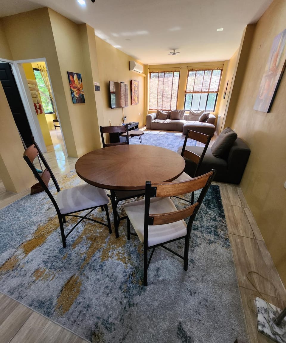Living room, Seating area, Dining area
