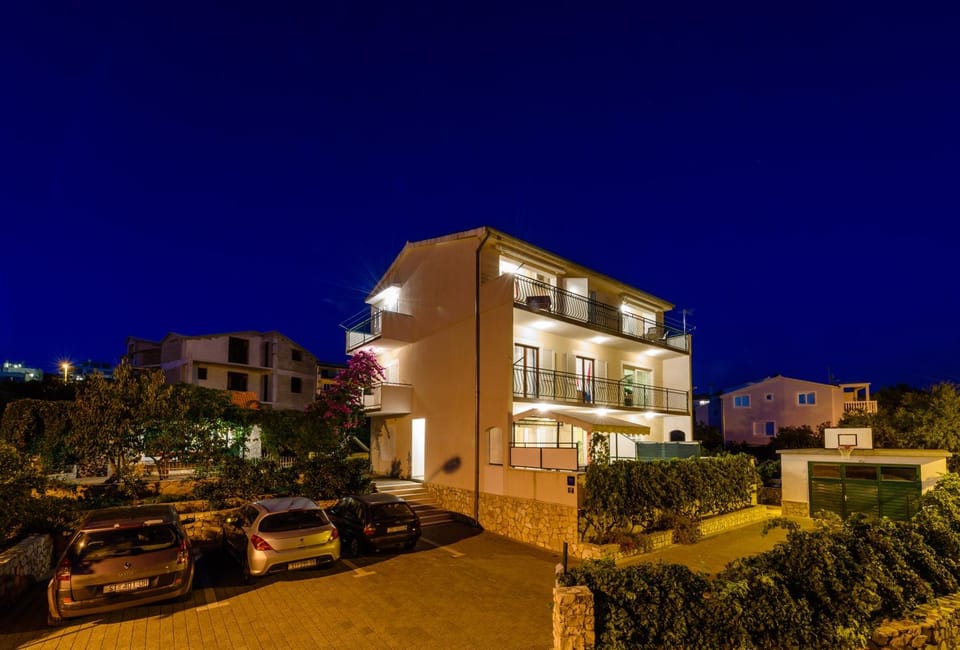 Property building, Sports