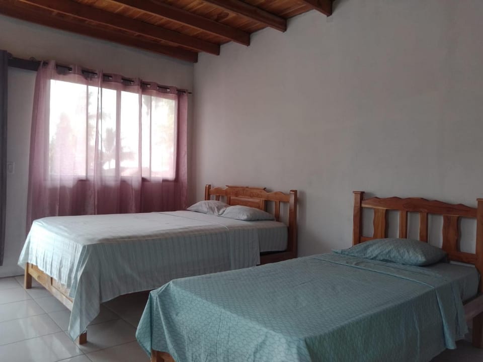 Oceans Hostal Bed and Breakfast in Panama