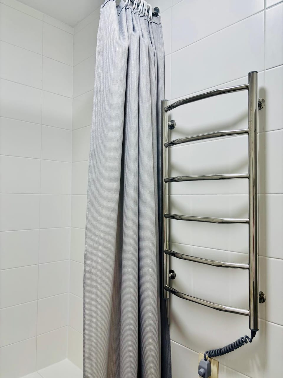 Bathroom, dryer