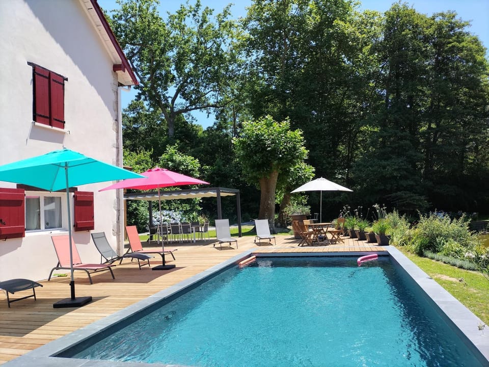 Le Moulin de Saubrigues Bed and Breakfast in Nouvelle-Aquitaine