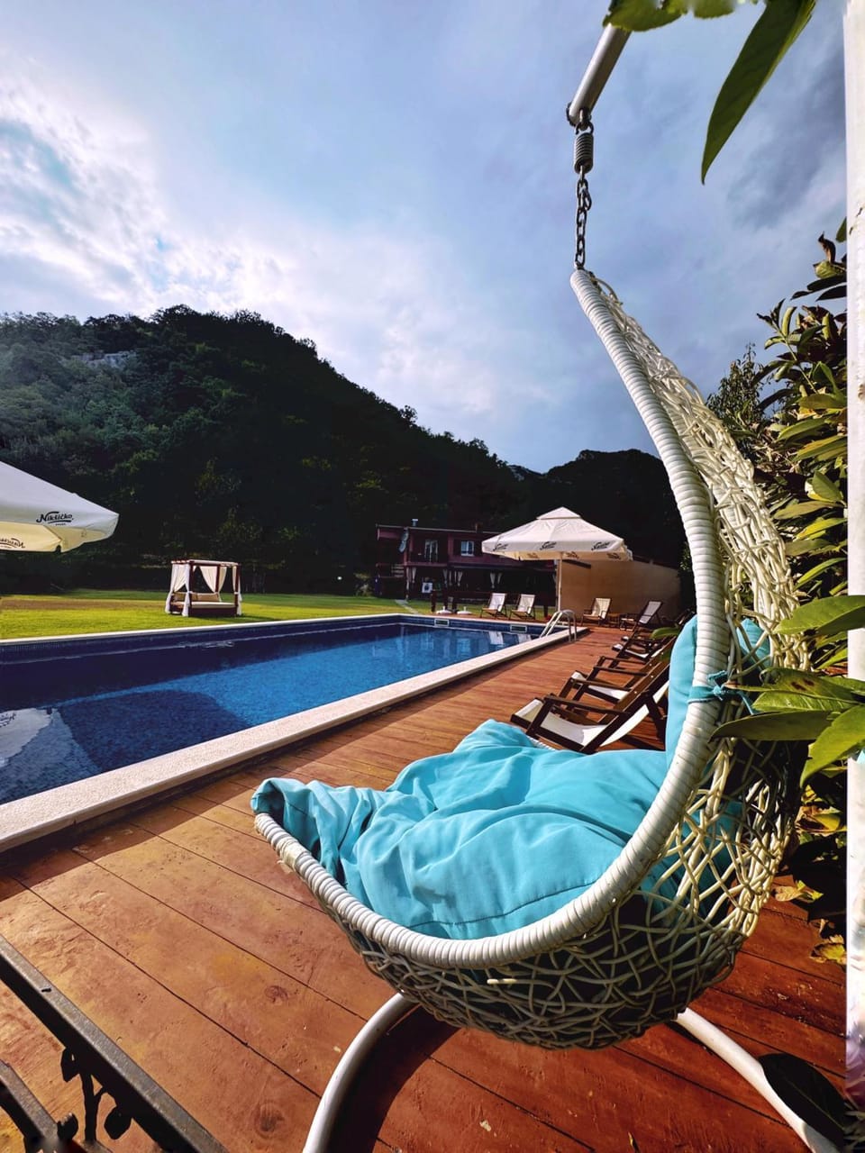 Day, Natural landscape, Balcony/Terrace, Mountain view, Pool view, Swimming pool, Swimming pool, sunbed