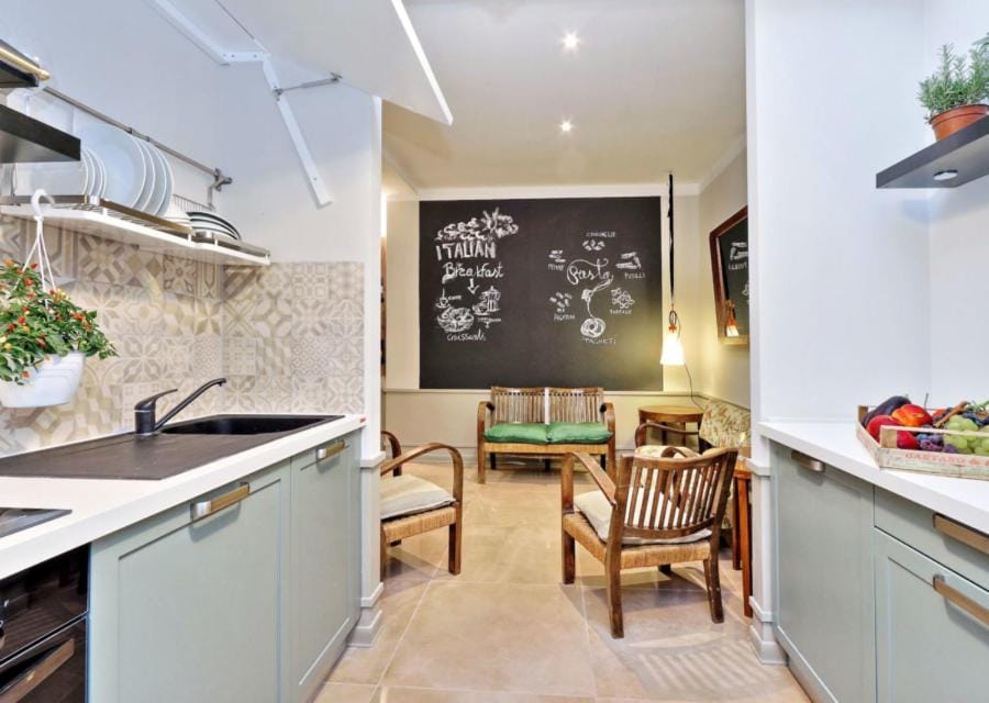 Kitchen or kitchenette