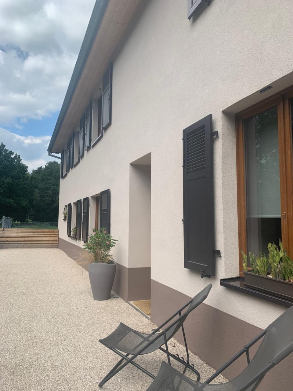 Patio, Facade/entrance, BBQ facilities, Garden