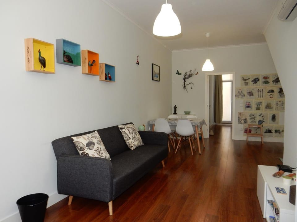 Communal lounge/ TV room, Living room, Dining area