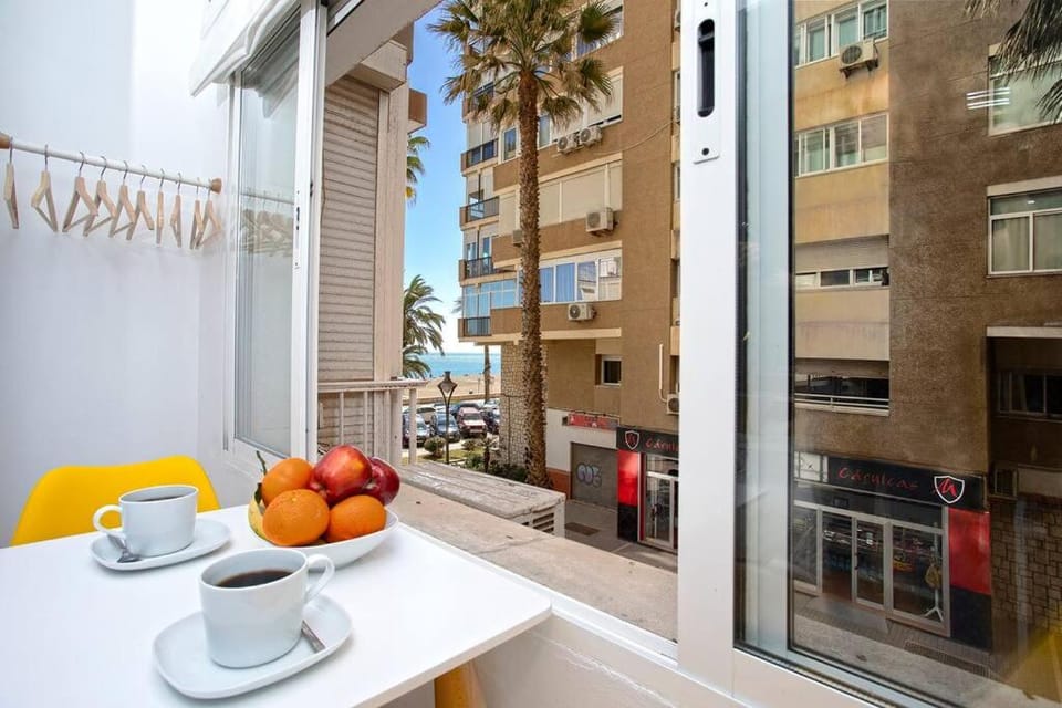 MÁLAGA CENTER, MALAGUETA BEACh Apartment in Malaga