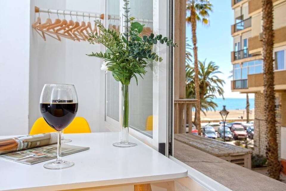 MÁLAGA CENTER, MALAGUETA BEACh Apartment in Malaga