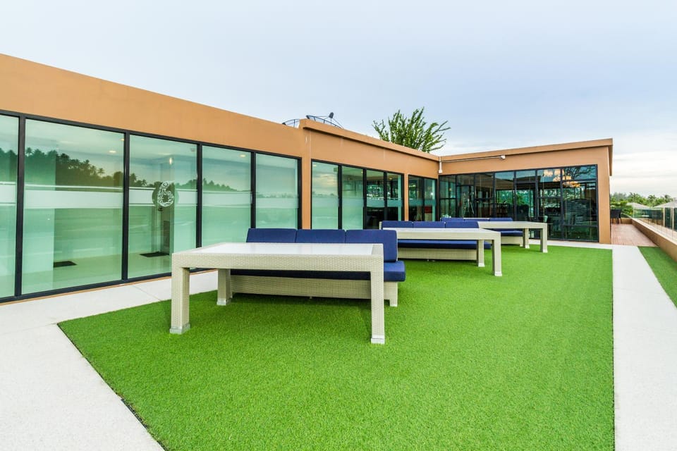 Restaurant/places to eat, Garden