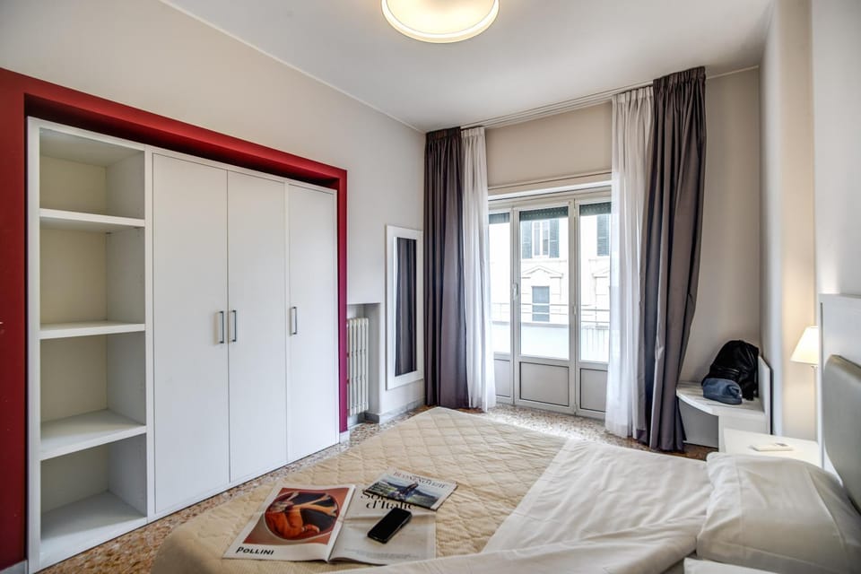 Bedroom, wardrobe