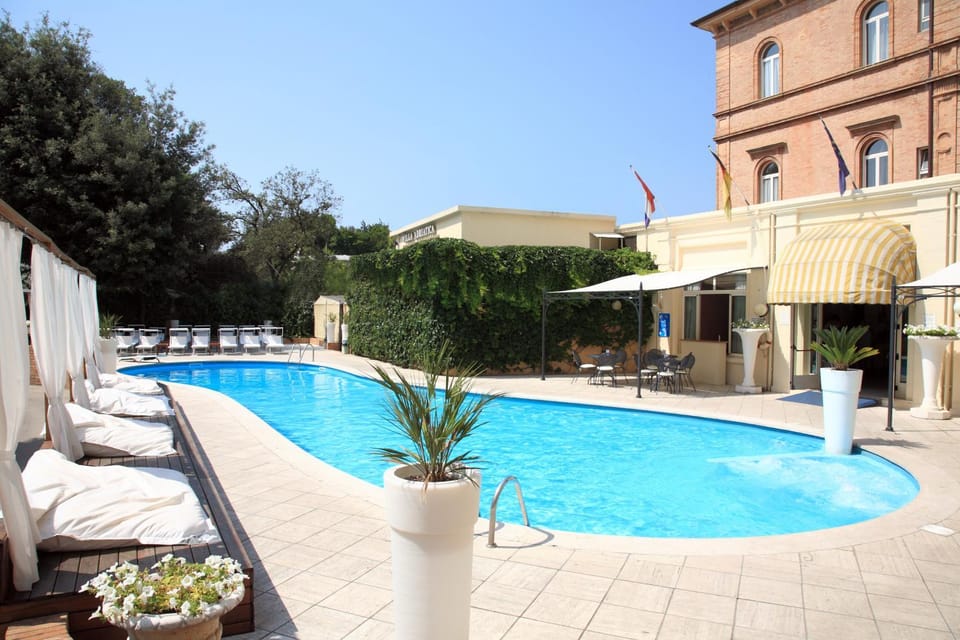 Solarium, Kids's club, Swimming pool, Swimming pool