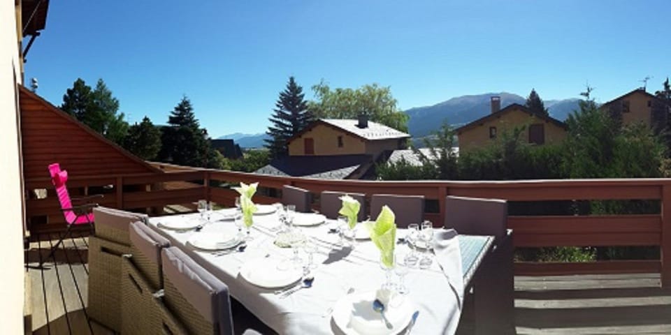 Patio, Spring, Day, Natural landscape, Summer, BBQ facilities, Garden, Balcony/Terrace, Balcony/Terrace, Garden view, Mountain view