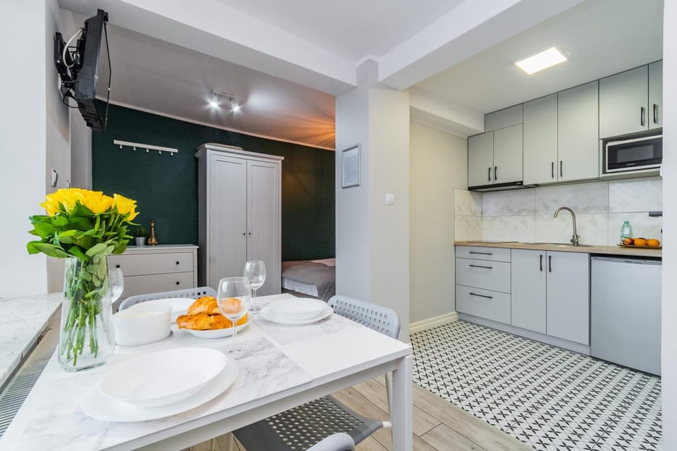 Kitchen or kitchenette, Food and drinks, Food, oven, pet friendly, stove