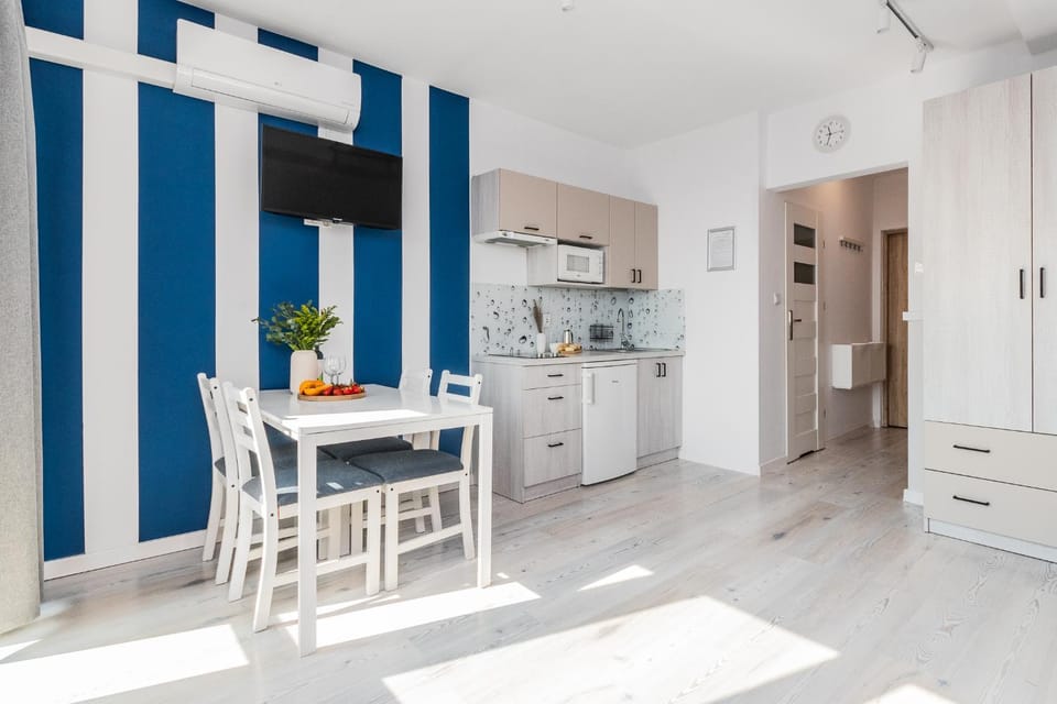 TV and multimedia, Kitchen or kitchenette, oven, pet friendly, stove